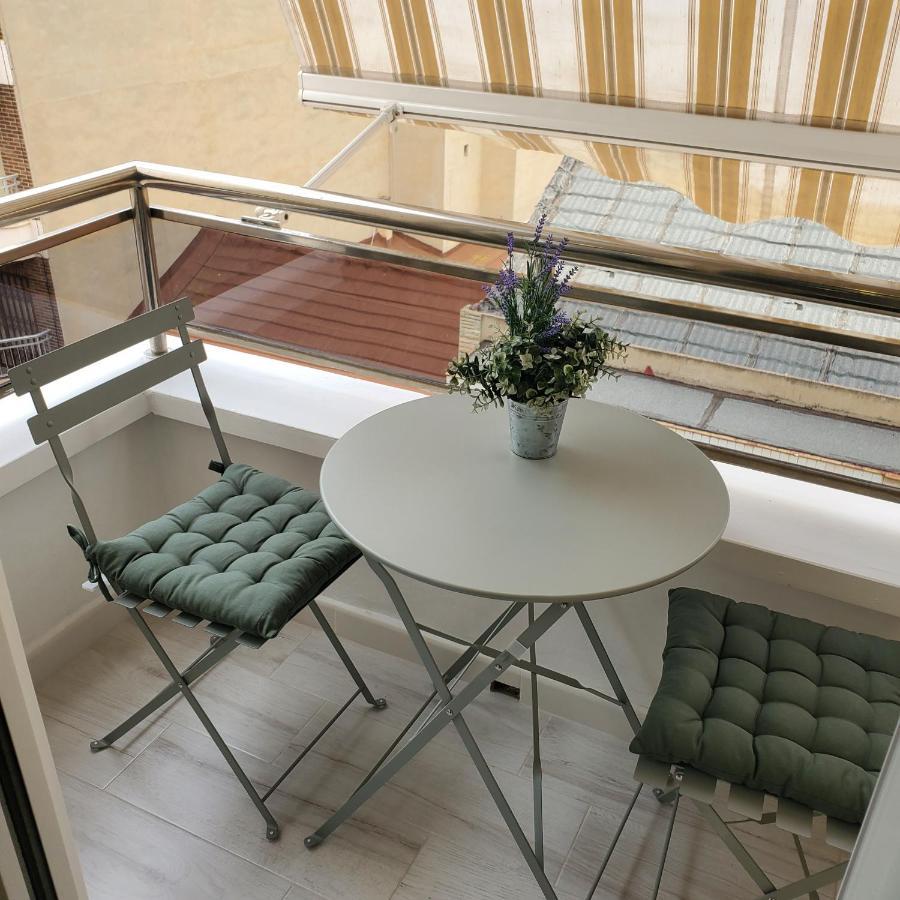 Stay In Torrevieja Cozy City & Sea Bagian luar foto